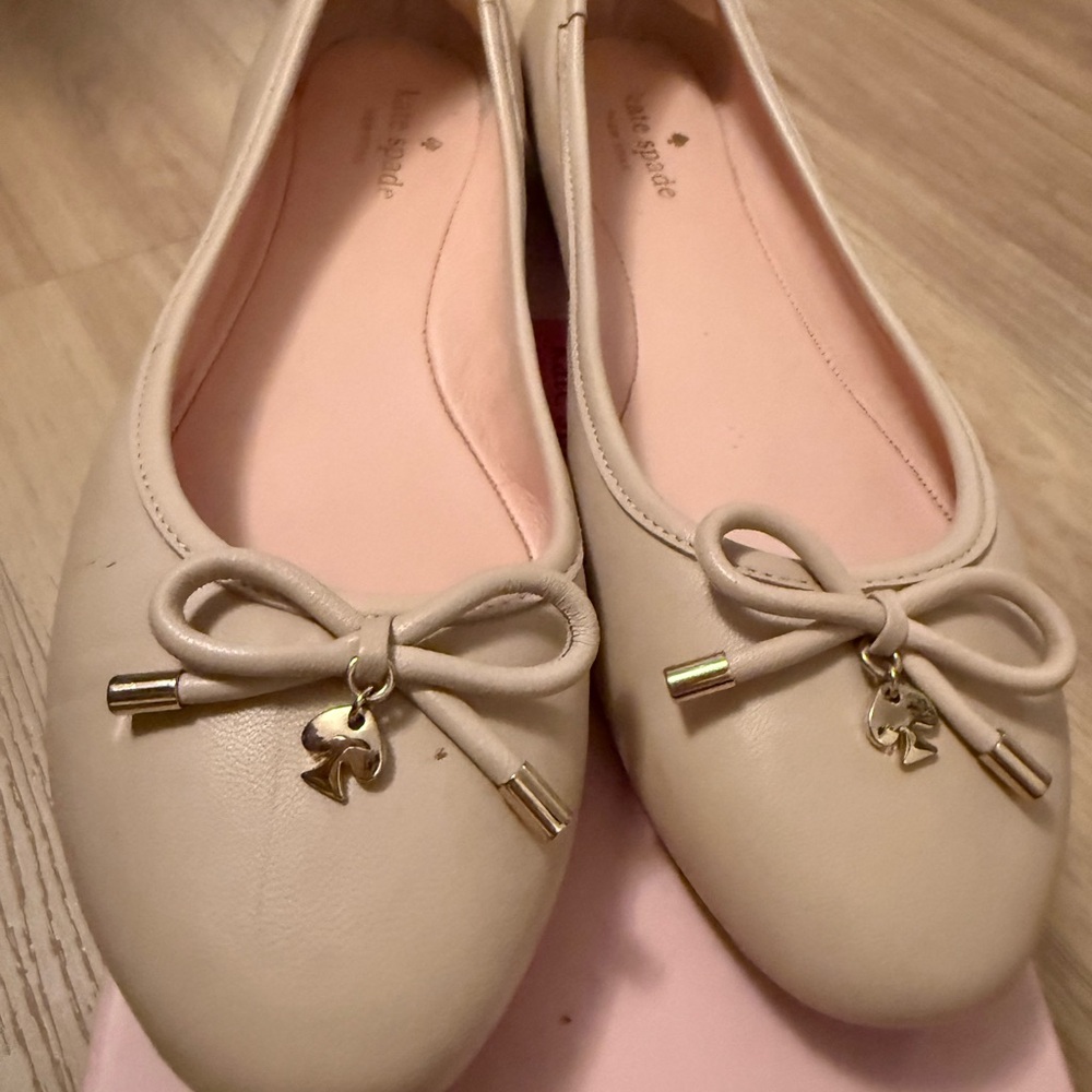 Kate Spade Willa Flats used like new size 9.5